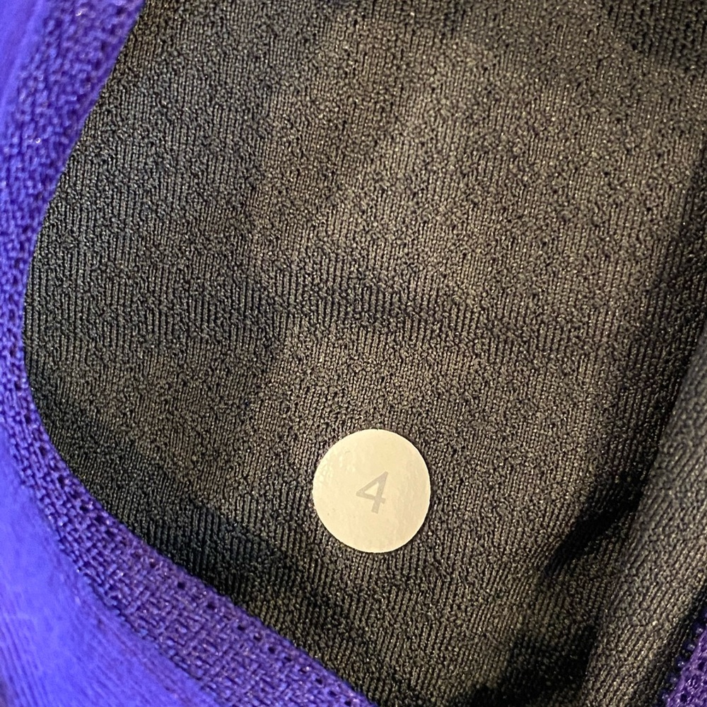 Vguc In Stride Jacket Grape (?) With Polka Dots - image 5